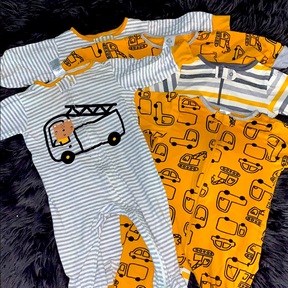 Pajama Set (5 pieces)